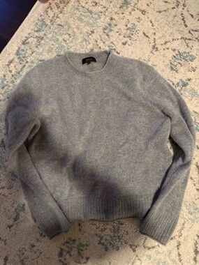 Quince gray Mongolian cashmere sweater